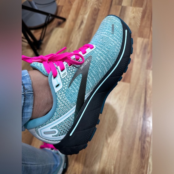 Brooks Ghost 14 Women's Cushioned Size 6 Teal and Pink - Picture 3 of 12